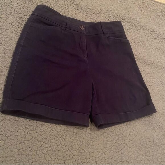 Jones New York Navy Shorts - Picture 2 of 8